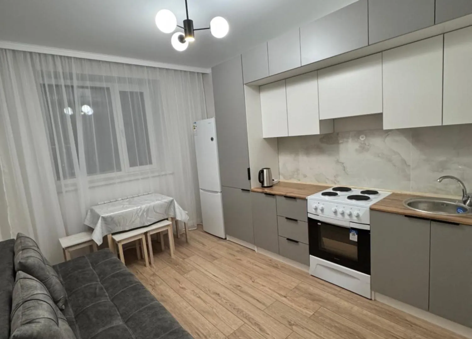 New 1-Room Apartment Αστάνα